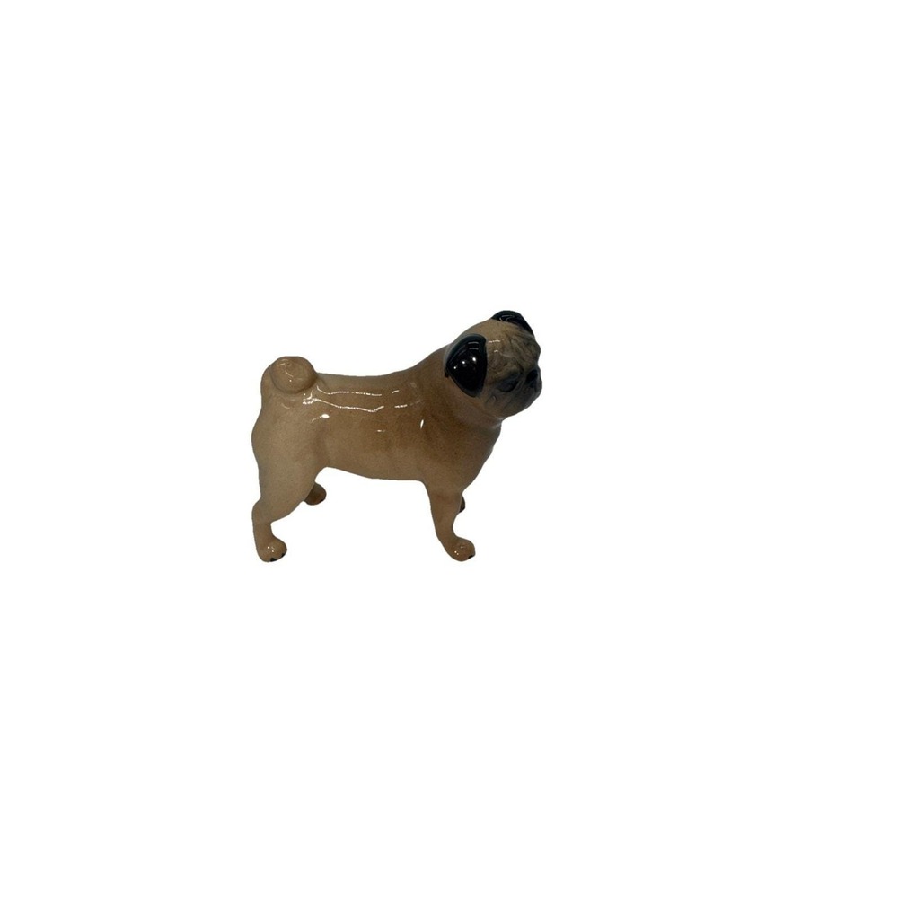BESWICK ENGLAND FIGURINE OF PUG‎ DOG CH CUTMIL CUPIE, RETIRED 1982, EXCEPTIONAL